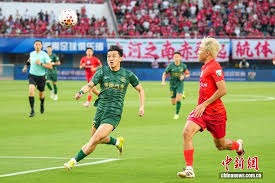山东泰山队下半赛季关键比赛分析与赛程安排